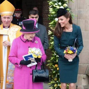 LK Bennett Blue Dress “Davina” ASO Kate Middleton 2